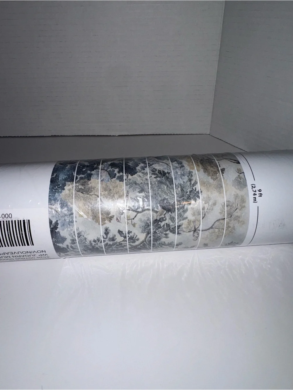 Anthropologie Judarn Floral Peel and Stick Wallpaper
